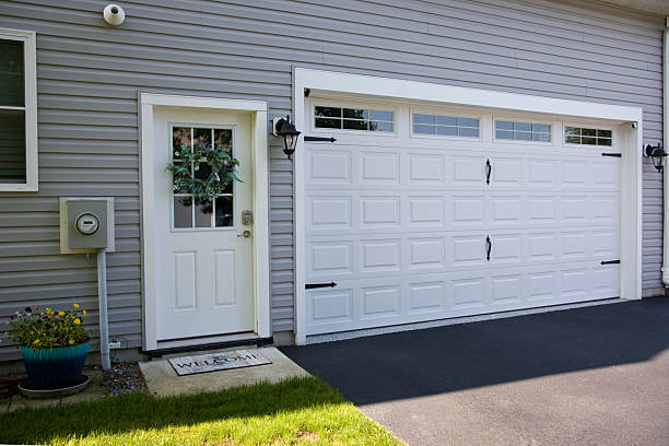 24/7 Emergency Garage Door Roller Replacement experts in Logan, NM